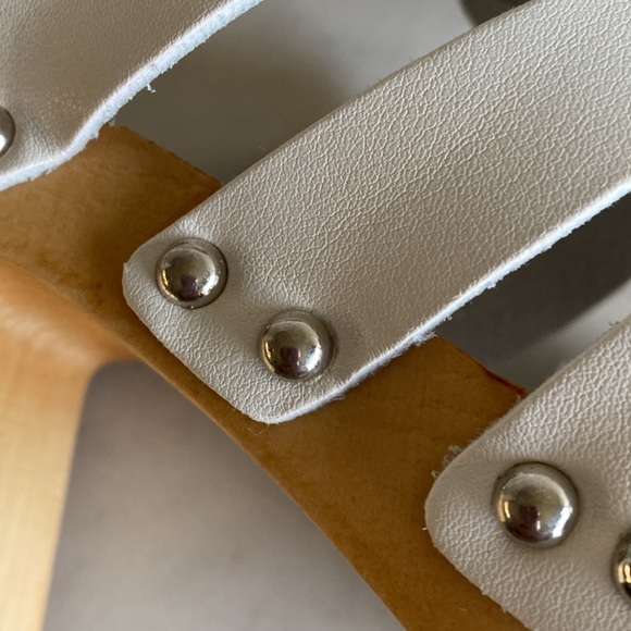 NEW MADDEN GIRL White Straps Platform Slip-On Sandals Clogs Size 7.5 - Picture 15 of 17